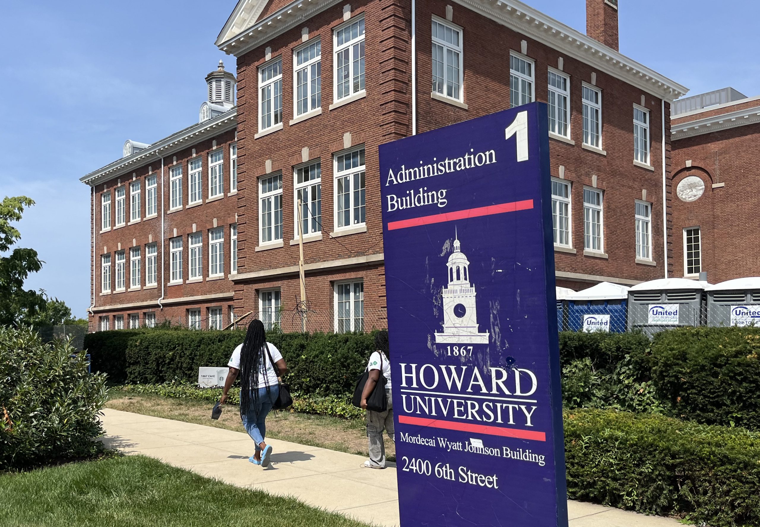 Hundreds of Howard Students Reinstated After Mass Unenrolling
